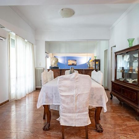 Larissa Station Metro St. 2 Bedrooms 3 Pers. Flat Atenas Exterior foto
