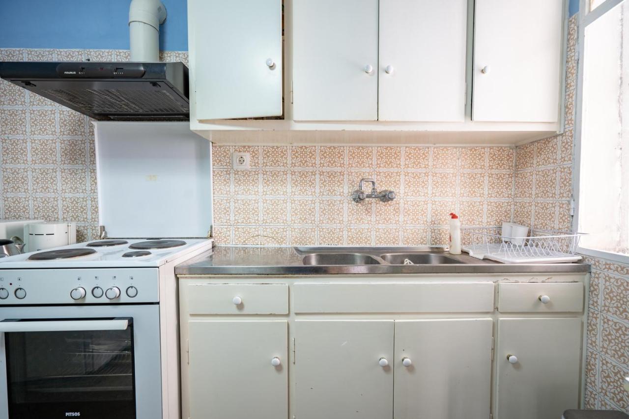 Larissa Station Metro St. 2 Bedrooms 3 Pers. Flat Atenas Exterior foto