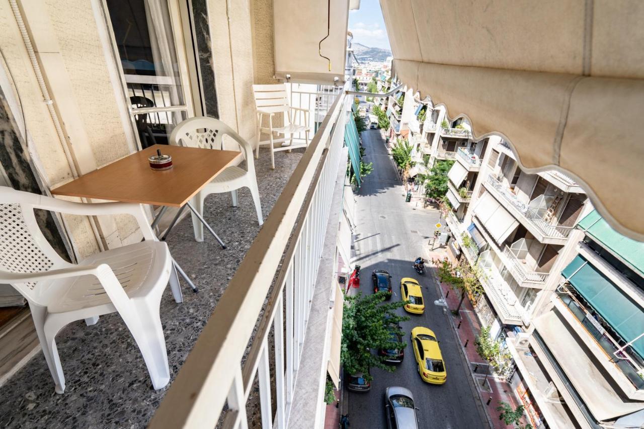Larissa Station Metro St. 2 Bedrooms 3 Pers. Flat Atenas Exterior foto